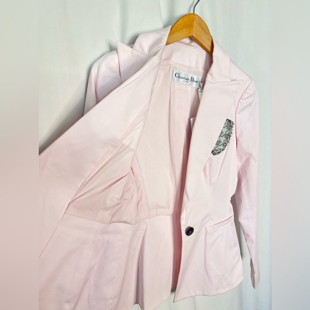 NWT Authentic Christian Dior Women's Pink Embellished Pocket Blazer size 4 - Picture 3 of 13